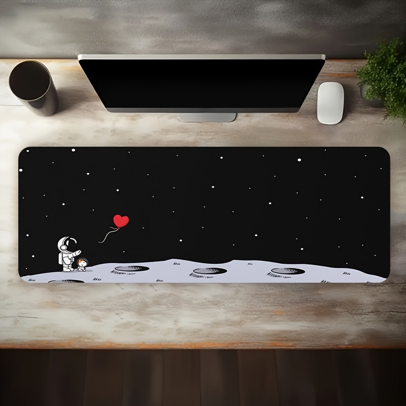 Astronaut Moon Space Oversized - Desk Setup With Laptop recension och pris